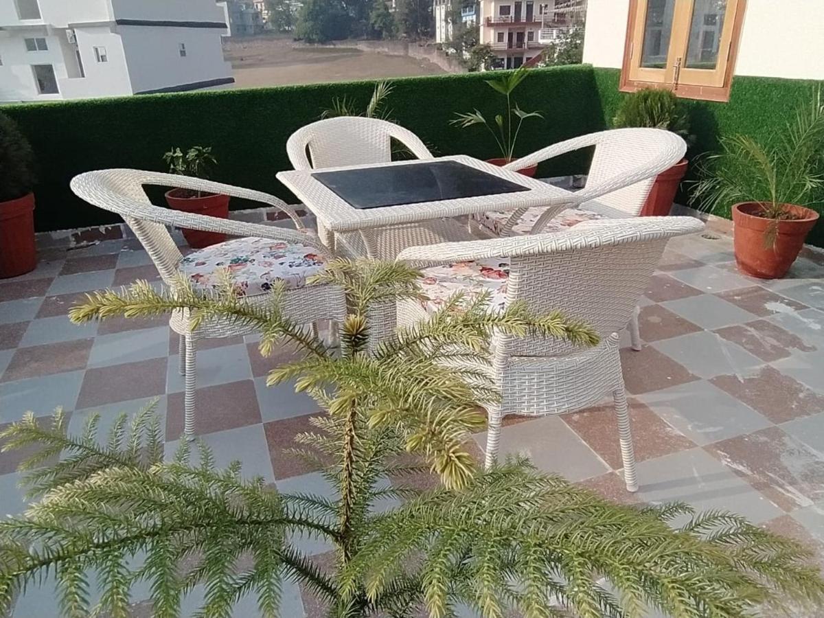 Hotel Jp Hills Rishikesh Exterior photo